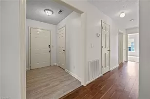 15 Meadowood Glen Way, Greensboro, NC 27409 - Photo 3