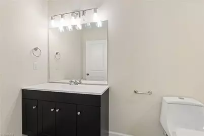 712 Richmond Avenue, Burlington, NC 27217 - Photo 15