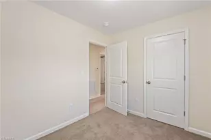 712 Richmond Ave, Burlington, NC 27217 - Photo 17