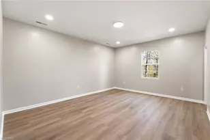 4464 Lane St, Winston-Salem, NC 27105 - Photo 33