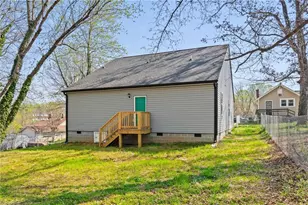 4464 Lane St, Winston-Salem, NC 27105 - Photo 37