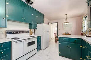 405 Academy St, Rural Hall, NC 27045 - Photo 17