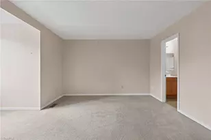 2733 Cottage Pl, Greensboro, NC 27455 - Photo 15