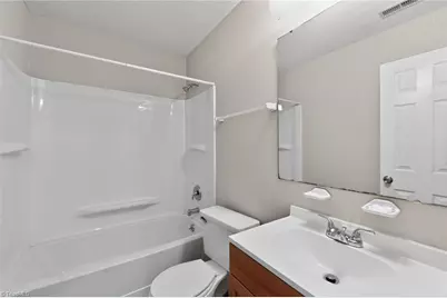 2733 Cottage Place, Greensboro, NC 27455 - Photo 9