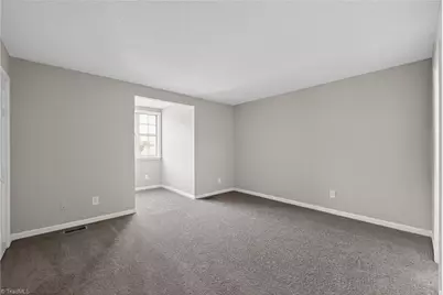 2733 Cottage Place, Greensboro, NC 27455 - Photo 13