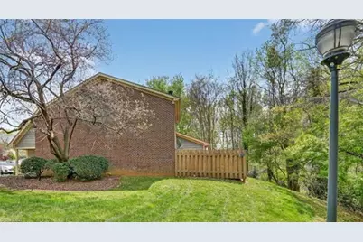 2733 Cottage Place, Greensboro, NC 27455 - Photo 23