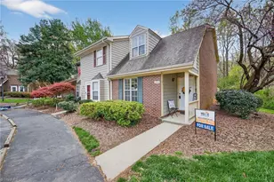 2733 Cottage Pl, Greensboro, NC 27455 - Photo 3