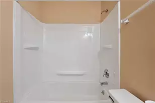 2733 Cottage Pl, Greensboro, NC 27455 - Photo 9