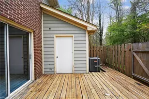2733 Cottage Pl, Greensboro, NC 27455 - Photo 23