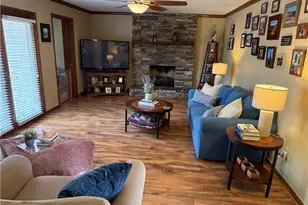2173 Hawthorne Ln, Wilkesboro, NC 28697 - Photo 17