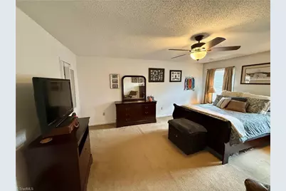 2173 Hawthorne Lane, Wilkesboro, NC 28697 - Photo 21