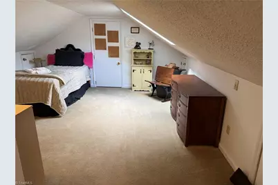 2173 Hawthorne Lane, Wilkesboro, NC 28697 - Photo 37