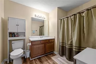 5523 Hornaday Rd, Greensboro, NC 27409 - Photo 15