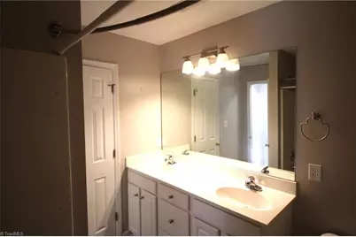 4410 Carlys Way, Greensboro, NC 27410 - Photo 13