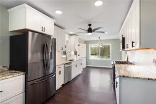 4401 Brookhaven Dr, Greensboro, NC 27406 - Photo 7