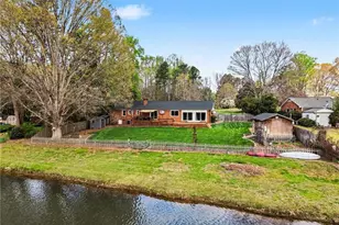 4401 Brookhaven Dr, Greensboro, NC 27406 - Photo 29