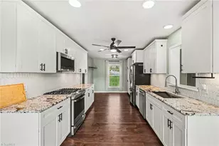 4401 Brookhaven Dr, Greensboro, NC 27406 - Photo 7