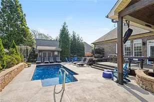 2001 Anchoridge Ave, High Point, NC 27265 - Photo 29