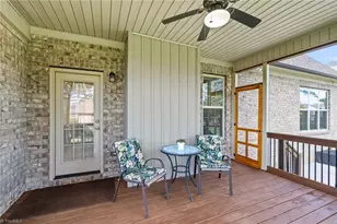 386 Wentworth Dr, Winston-Salem, NC 27107 - Photo 47