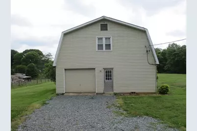 4236 Robertson Drive, Winston-Salem, NC 27101 - Photo 23