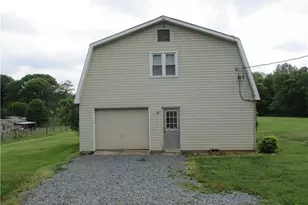 4236 Robertson Dr, Winston-Salem, NC 27101 - Photo 23