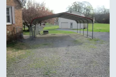 4236 Robertson Drive, Winston-Salem, NC 27101 - Photo 7