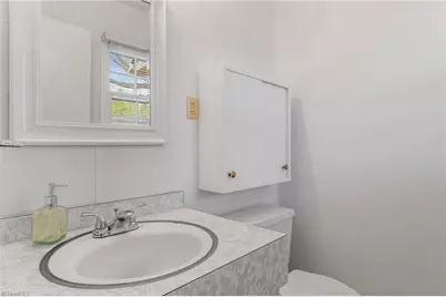 4017 Wexford Drive, Greensboro, NC 27406 - Photo 23