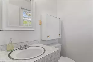 4017 Wexford Dr, Greensboro, NC 27406 - Photo 23