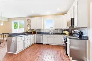 104 Bayhill Ct, Mebane, NC 27302 - Photo 7