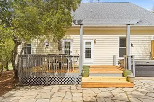 104 Bayhill Ct, Mebane, NC 27302 - Photo 37