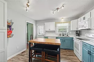 4045 Lenora Dr, Winston-Salem, NC 27107 - Photo 11