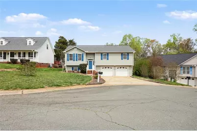 4045 Lenora Drive, Winston-Salem, NC 27107 - Photo 3