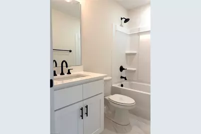 14 W Colonial Drive, Thomasville, NC 27360 - Photo 17