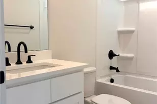 14 W Colonial Dr, Thomasville, NC 27360 - Photo 17