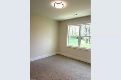 14 W Colonial Drive, Thomasville, NC 27360 - Photo 15