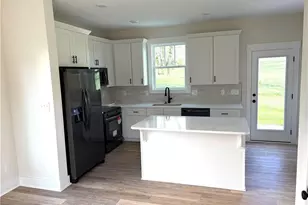 14 W Colonial Dr, Thomasville, NC 27360 - Photo 7