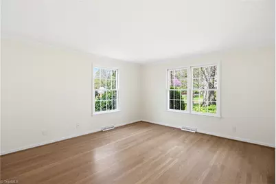 3605 Birchwood Lane, Greensboro, NC 27410 - Photo 7