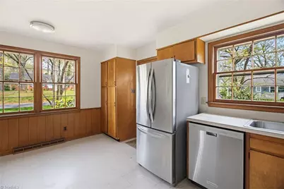 3605 Birchwood Lane, Greensboro, NC 27410 - Photo 13