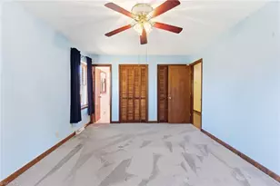 519 Riverside Dr, Burlington, NC 27215 - Photo 15