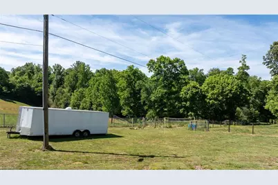 1850 Statesville Road, North Wilkesboro, NC 28697 - Photo 37