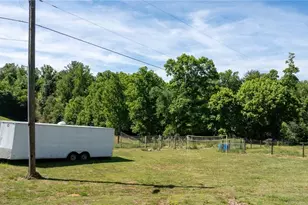 1850 Statesville Rd, North Wilkesboro, NC 28697 - Photo 37