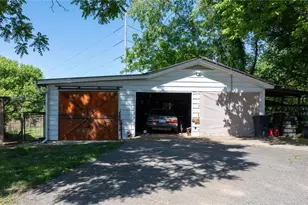 1850 Statesville Rd, North Wilkesboro, NC 28697 - Photo 35