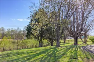 1850 Statesville Rd, North Wilkesboro, NC 28697 - Photo 5