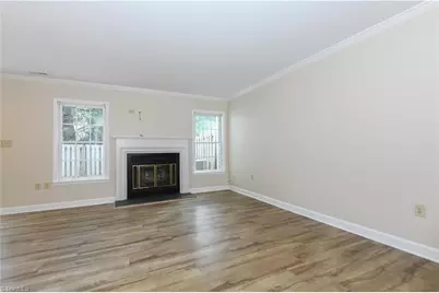 10 Appletree Lane, Greensboro, NC 27455 - Photo 5