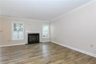 10 Apple Tree Ln, Greensboro, NC 27455 - Photo 5