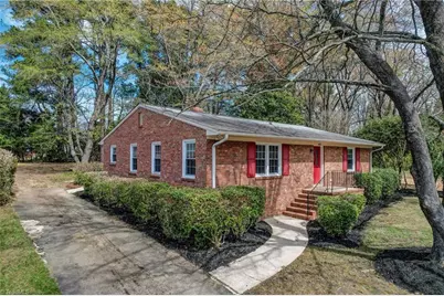 805 Claymore Court, Reidsville, NC 27320 - Photo 9