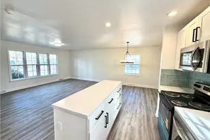 2210 Waynick St, High Point, NC 27265 - Photo 7