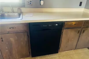 164 Royal Ln, Dobson, NC 27017 - Photo 17