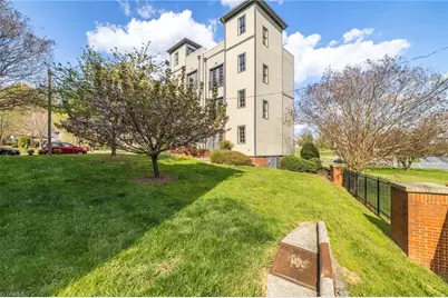 445 McAdoo Avenue, Greensboro, NC 27406 - Photo 5