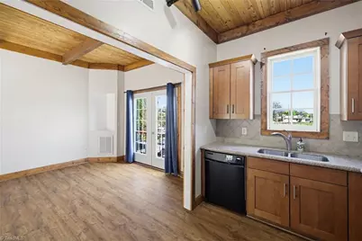 445 McAdoo Avenue, Greensboro, NC 27406 - Photo 17